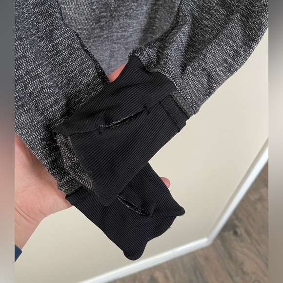 Lululemon Runderful 1/2 Zip - Picture 8 of 10